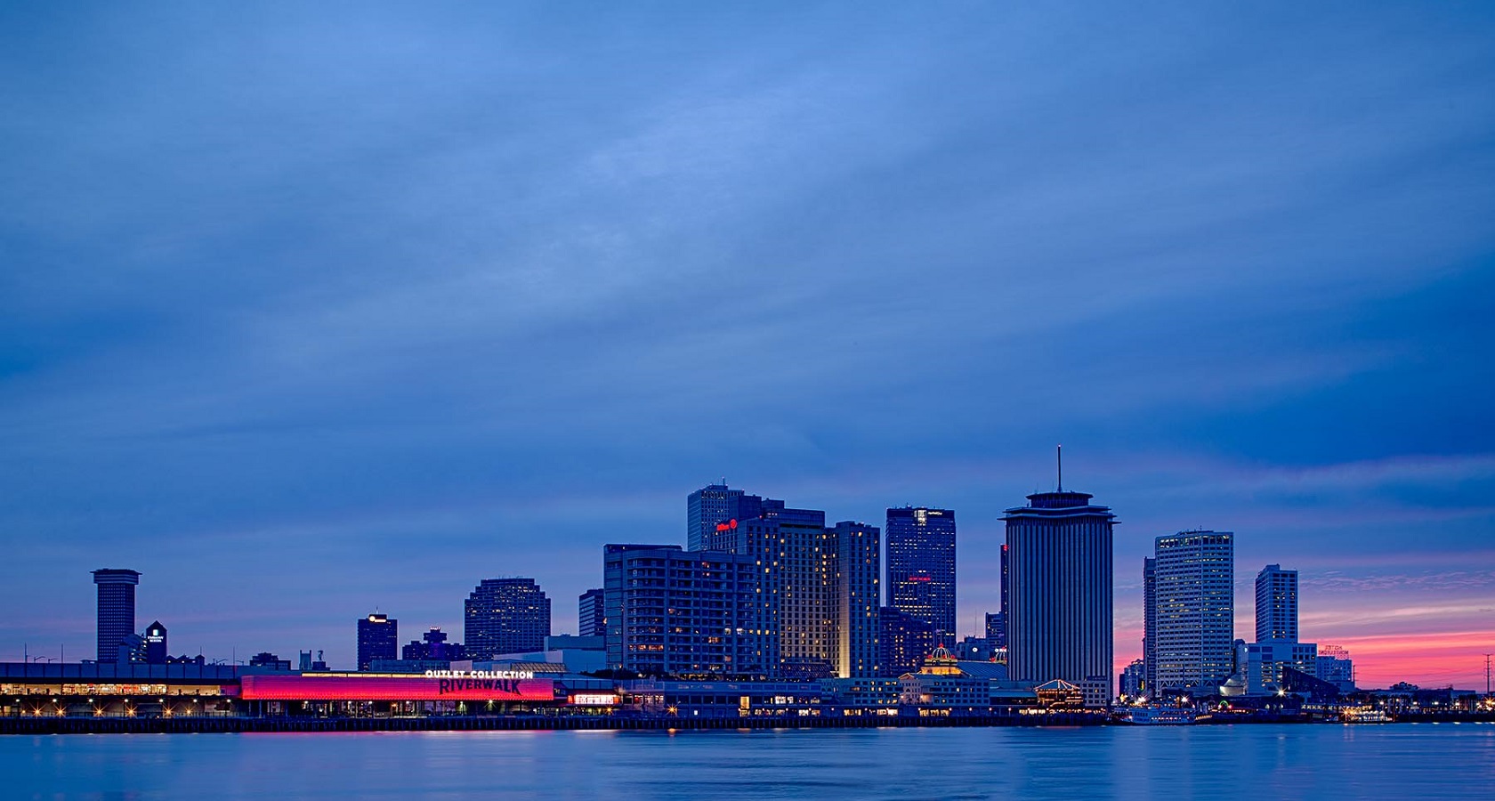 downtown new orleans at nighttime